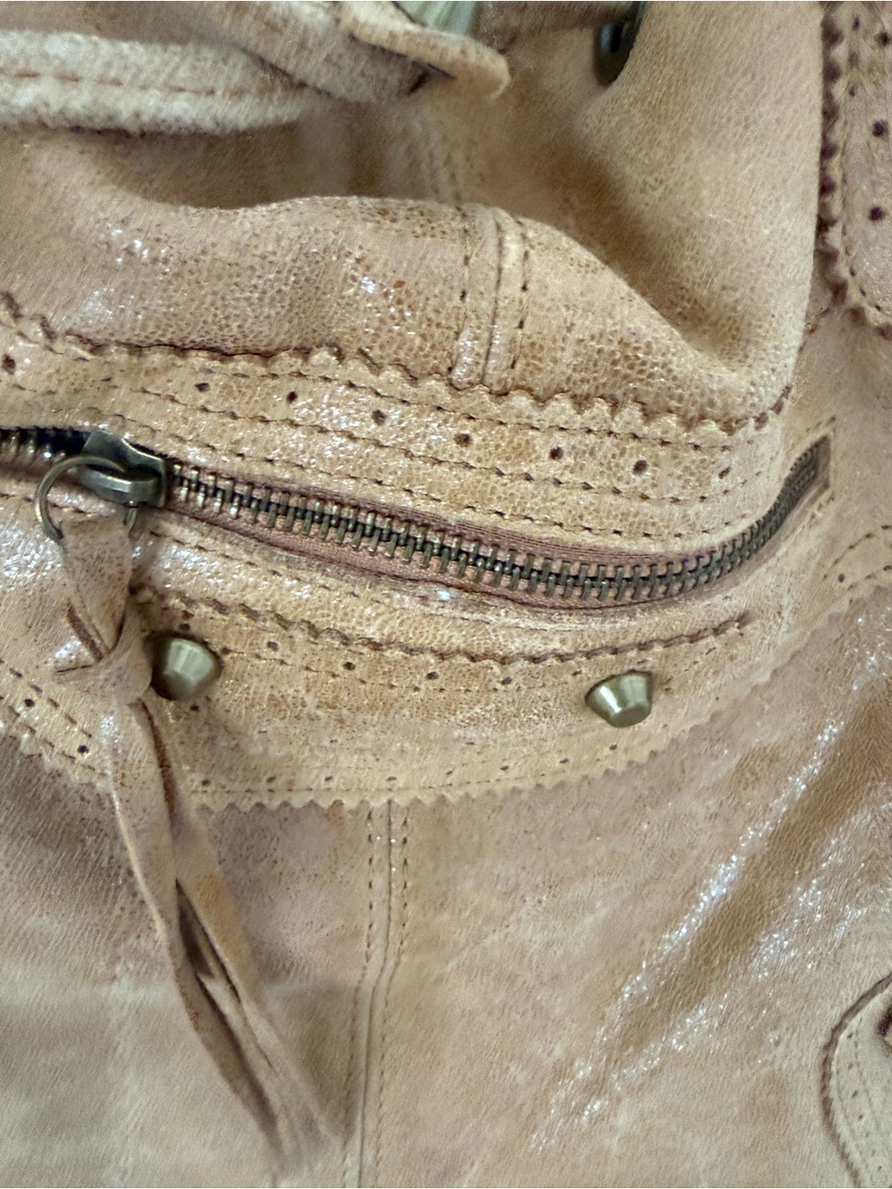 Balenciaga style Italian genuine lether/distresse. Large Tan Tote Bag - Picture 6 of 8